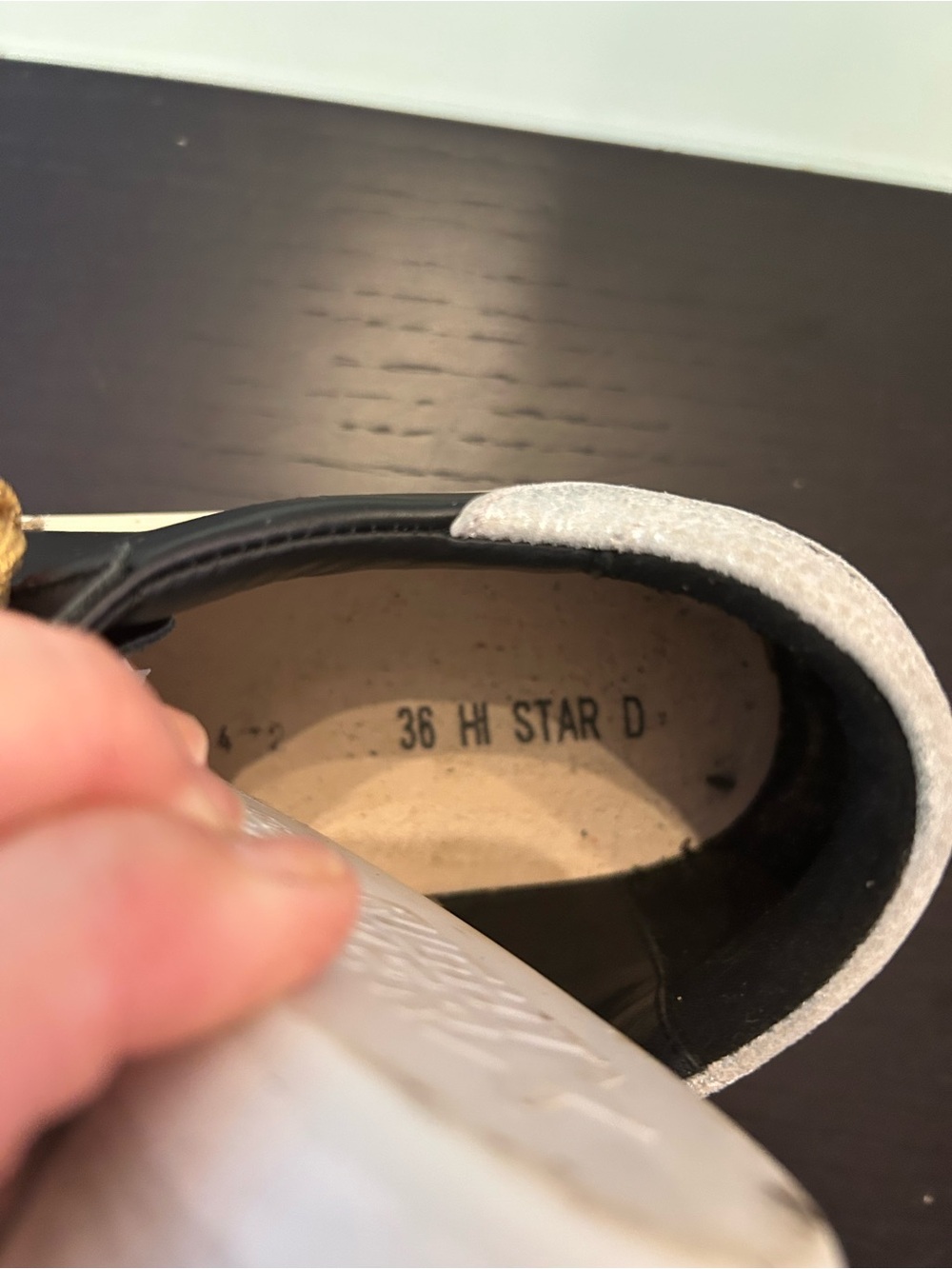 Golden Goose Black Leather Sneakers with Silver Star & gold laces - Picture 7 of 16